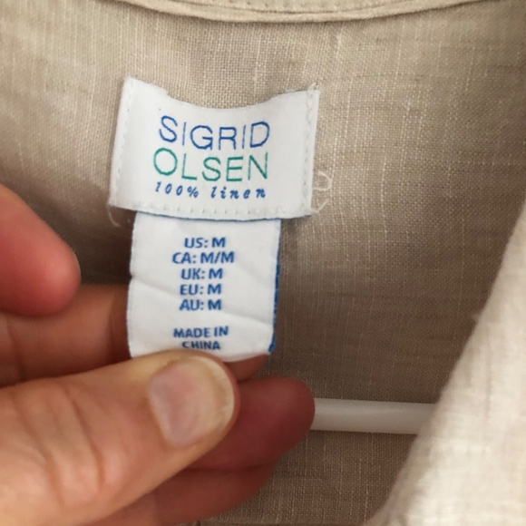 Linen Sleeveless Button-Front Blouse, New Condition - Picture 6 of 15